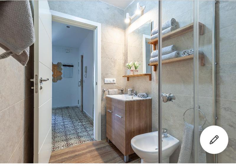Violeta Apartment With Cozy Balcony Sevilla Экстерьер фото
