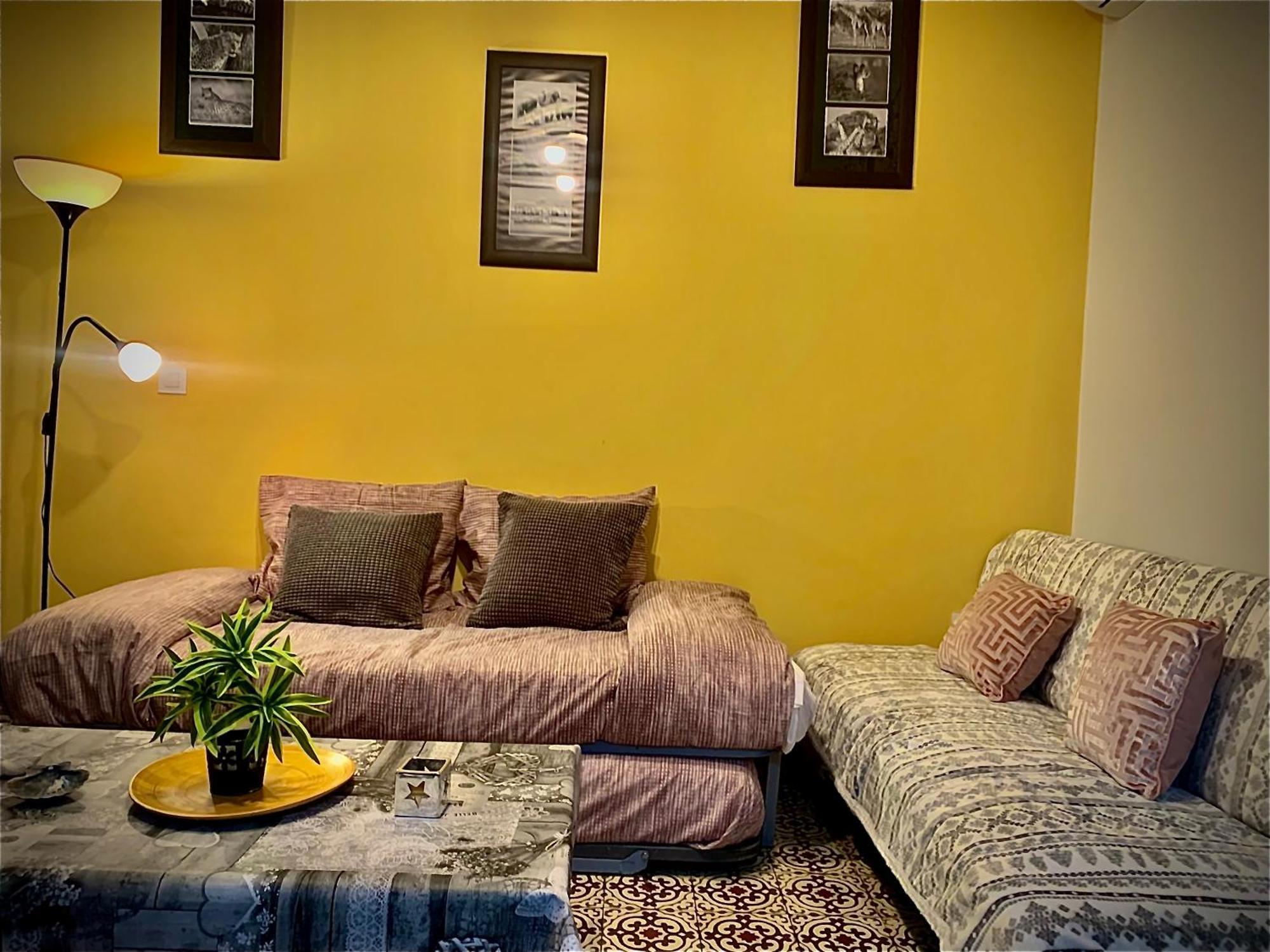 Violeta Apartment With Cozy Balcony Sevilla Экстерьер фото