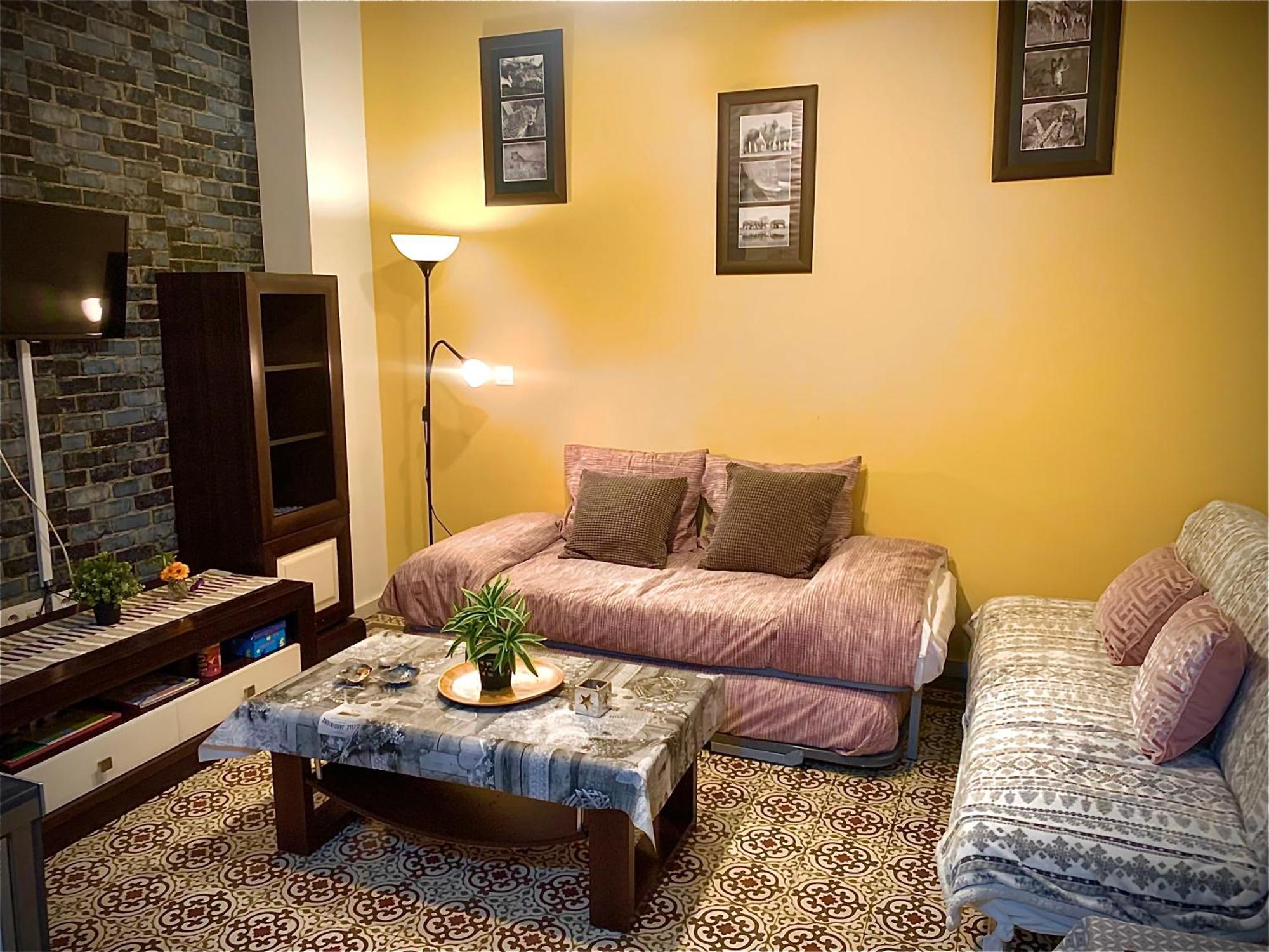Violeta Apartment With Cozy Balcony Sevilla Экстерьер фото