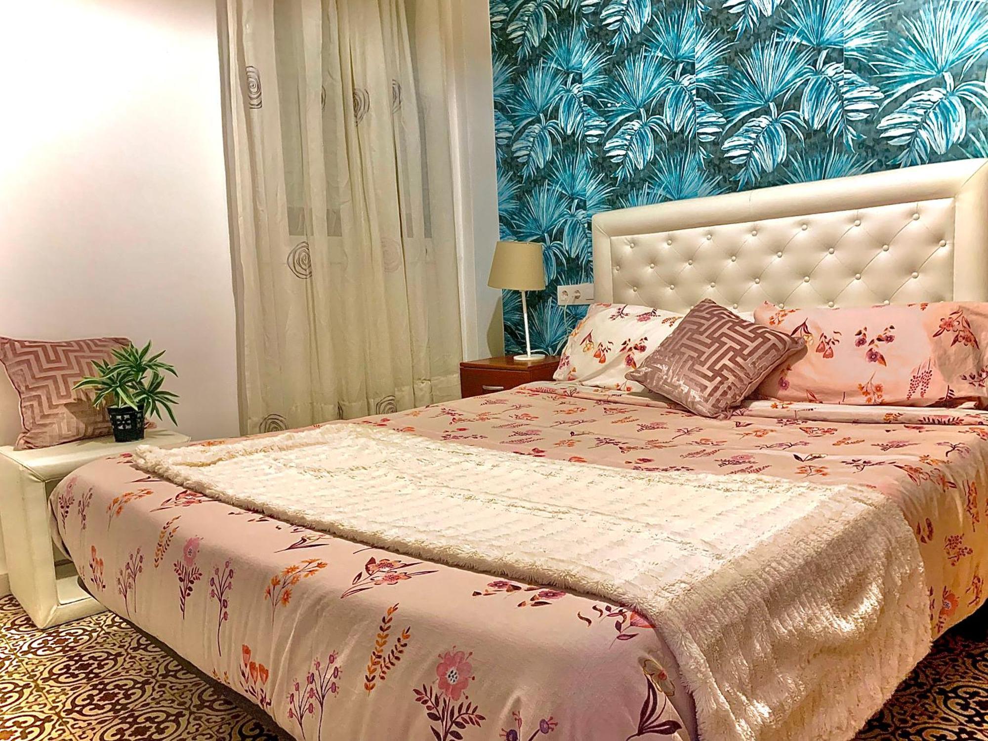 Violeta Apartment With Cozy Balcony Sevilla Экстерьер фото